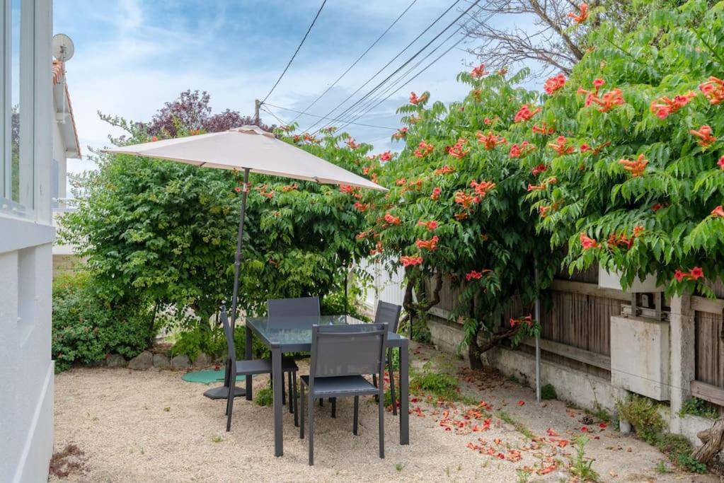 Holiday home Charmante Maison A 100m De La *